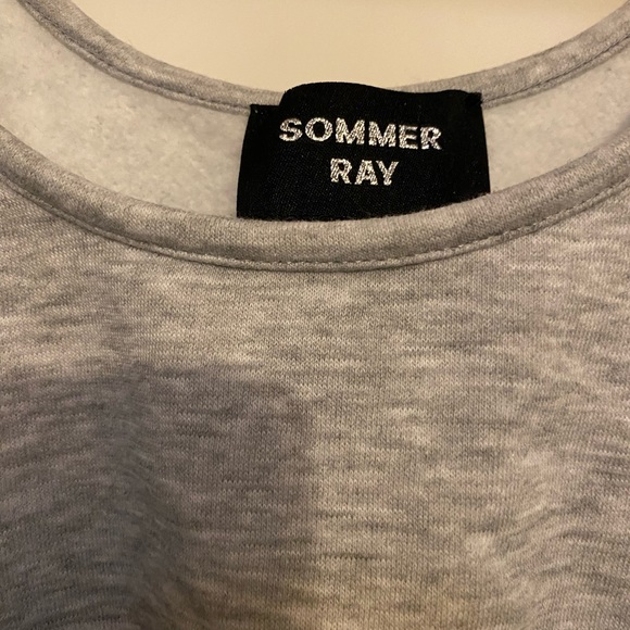 Sommer ray - grey sweat tank - Picture 2 of 4